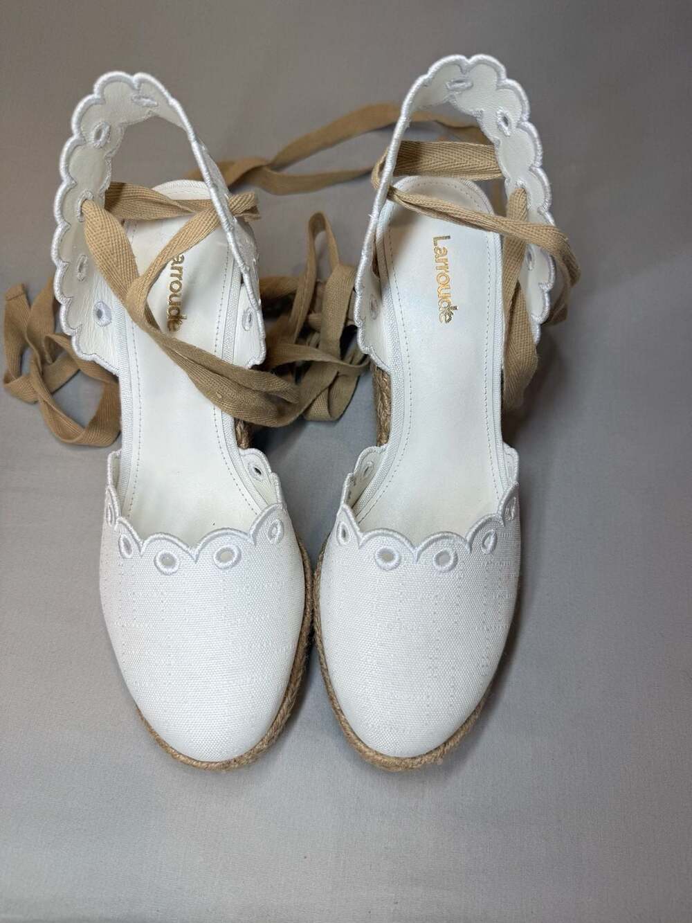Larroude White Canvas Scalloped Lace-Up Espadrille Wedges Size 7